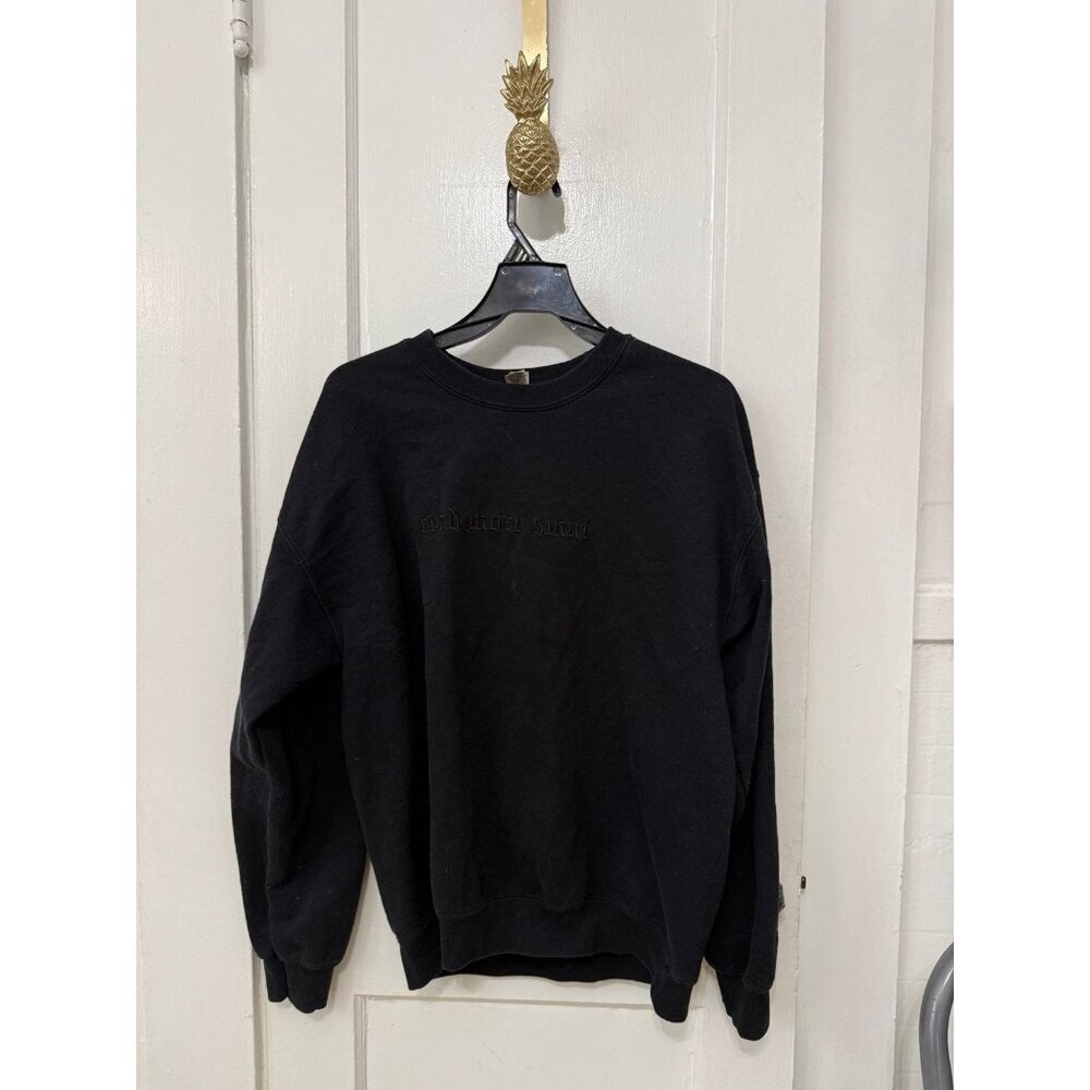 Read more smut women’s size large sweater